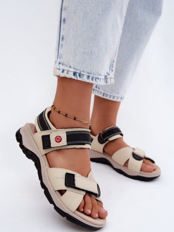 Sandały Model Blingy 26SD18-126 Beige - Step in style