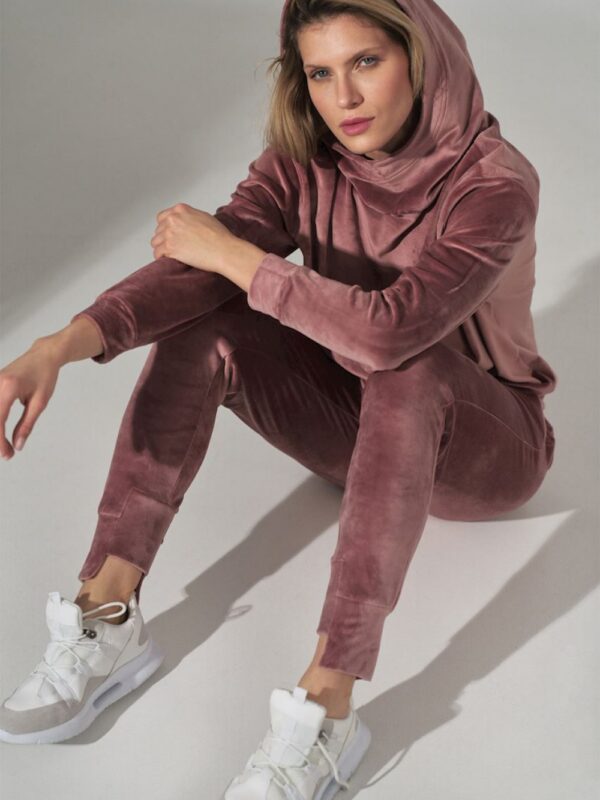 Spodnie Dresowe Model M746 Pink - Figl