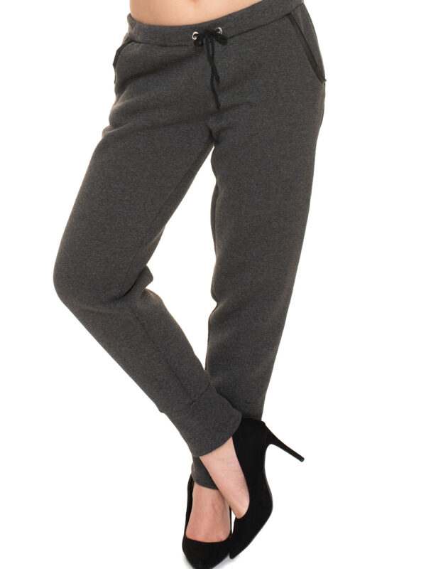 Spodnie Dresowe Model 0195 Grafit - PeeKaBoo