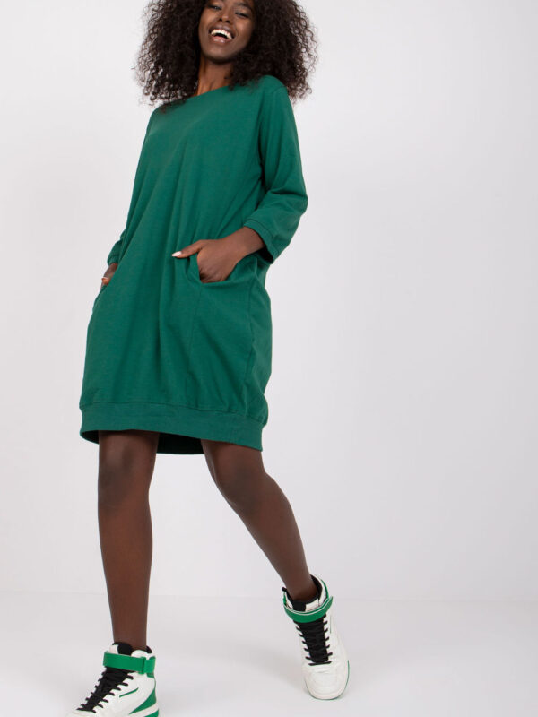 Sukienka Model RV-SK-6839.95 Dark Green - Relevance