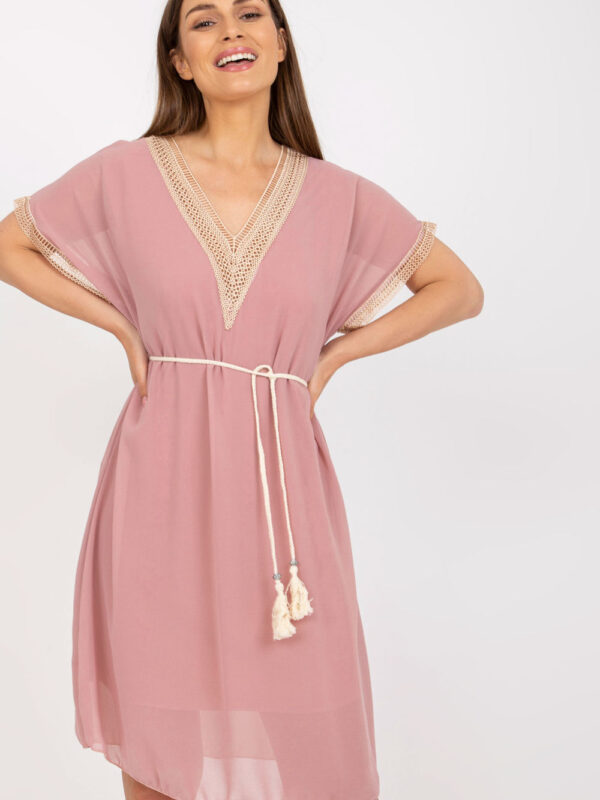 Sukienka Model DHJ-SK-1508.12 Light Pink - Italy Moda
