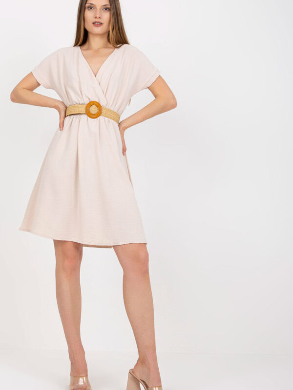 Sukienka Model CA-SK-6308.55 Light Beige - Rue Paris