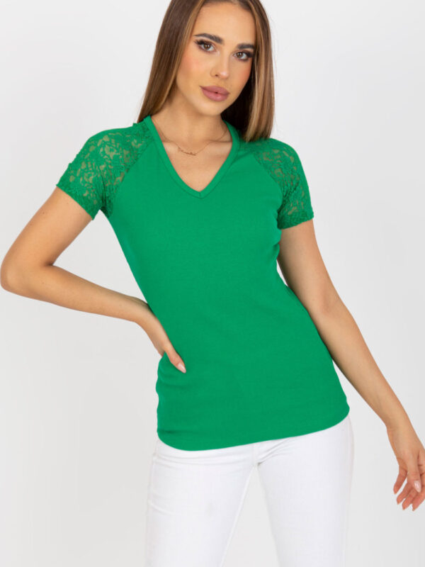 Bluzka Model RV-BZ-7986.74 Green - Rue Paris
