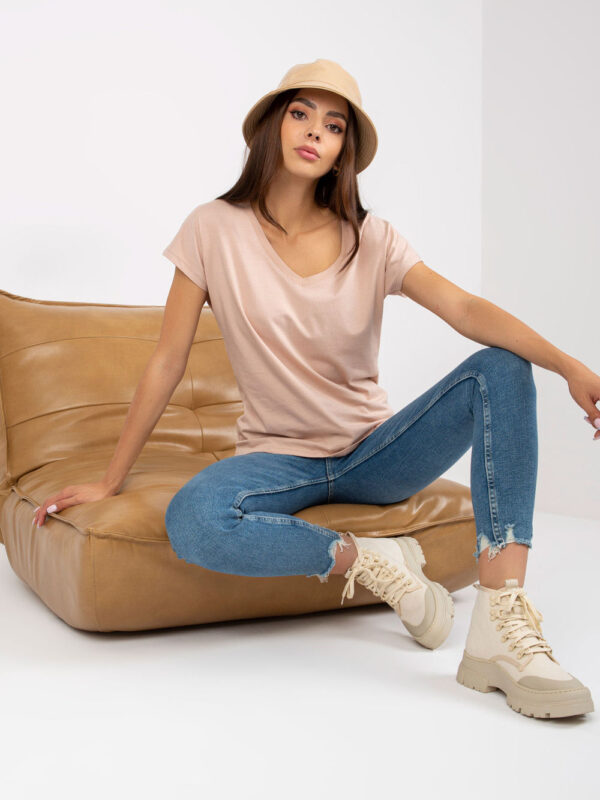 T-shirt Damski Model B-014.43 Beige - BFG