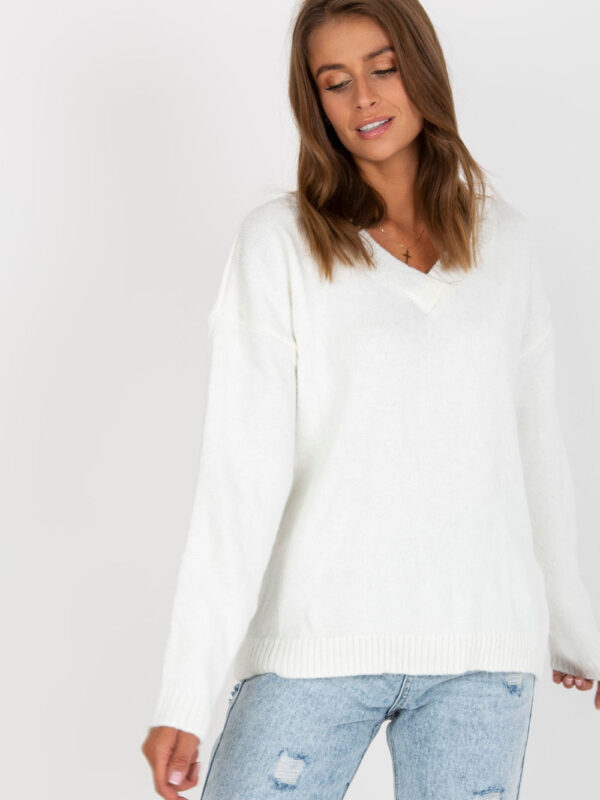 Sweter Damski Model LC-SW-0332.17 Ecru - Rue Paris