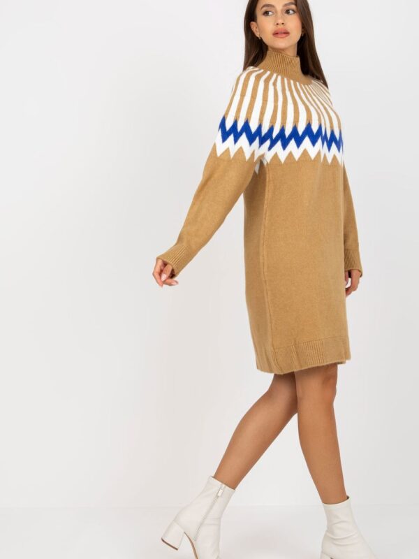 Sukienka Model LC-SK-0098.37X Camel - Rue Paris