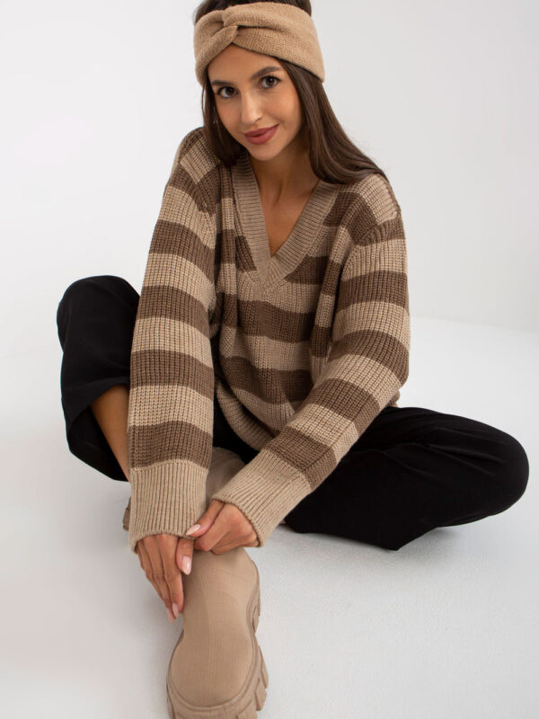 Sweter Damski Model LC-SW-8030.29P Dark Beige - Rue Paris
