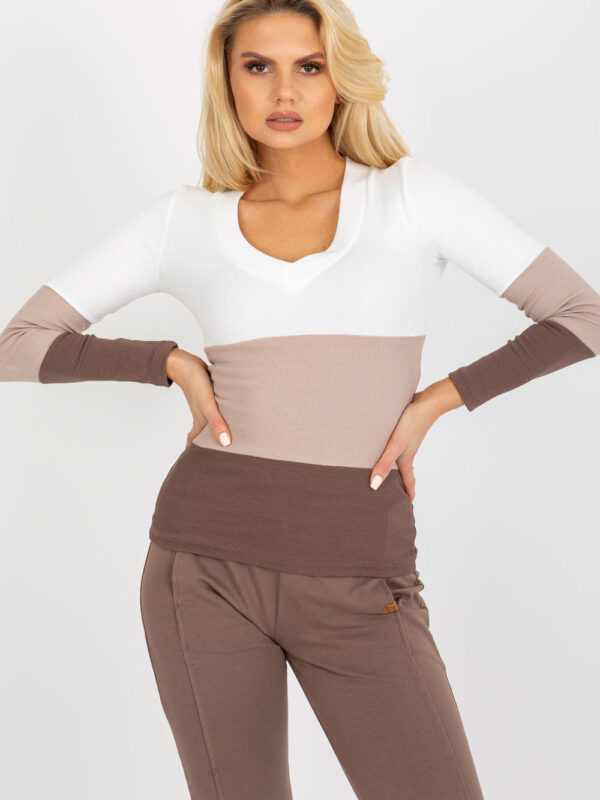 Bluzka Model RV-BZ-8431.31X White/Brown - Rue Paris