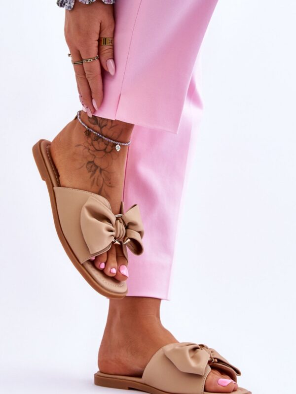 Sandał Klapki Model Becky 23SD35-5479 Beige - Step in style
