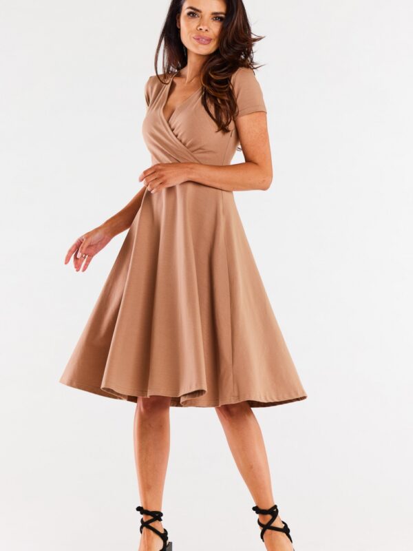 Sukienka Model M292 Beige - Infinite You